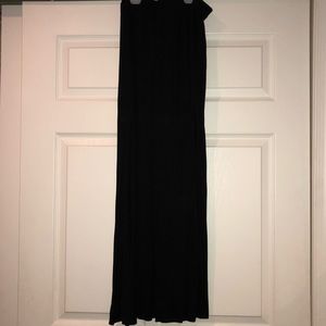 Leg Slit Maxi Skirt